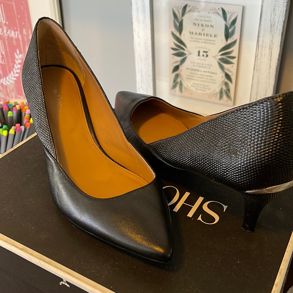 calvin klein kitten heal black pumps